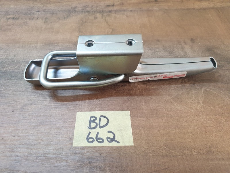 Original New Toyota Land Cruiser Tailgate Handle Left or Right