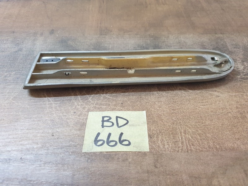 Original Used Mercedes-Benz C-Class W203 Left Front Fender Trim Moulding