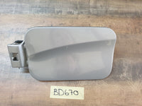 Original Used Hyundai H-1 Fuel Tank Flap