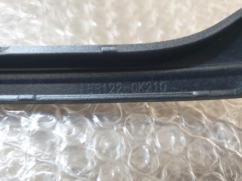 Original New Toyota Hilux Lower Radiator Grille Trim Moulding