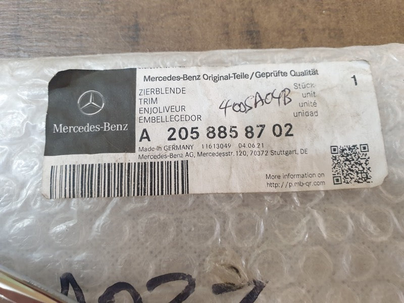 Original New Mercedes-Benz C-Class W205 AMG Right Front Bumper Chrome Moulding