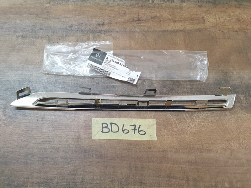 Original New Mercedes-Benz GLC X253 Right Upper Radiator Chrome Trim Moulding