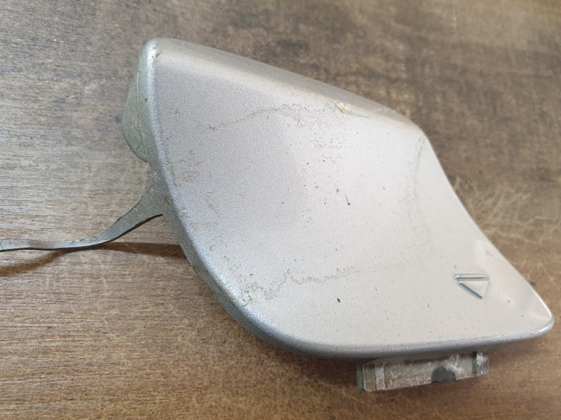 Original Used Mercedes-Benz V-Class W447 Front Bumper Towing Eye Cover