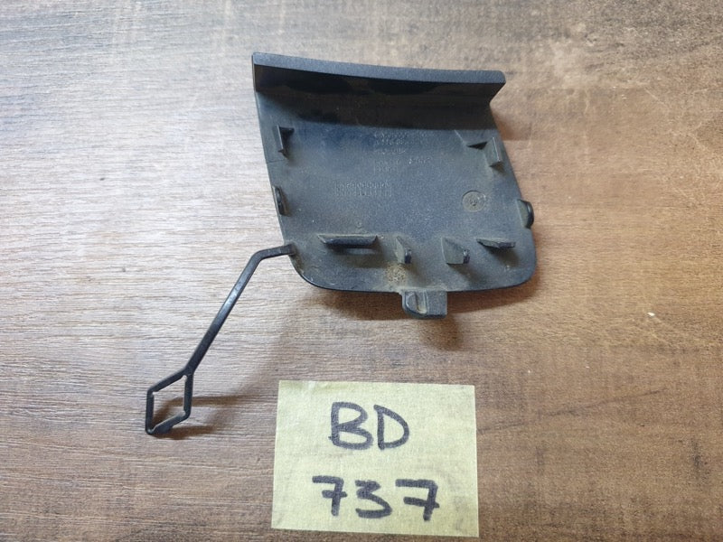 Original Used Mercedes-Benz CLA W118 Front Bumper Towing Eye Cover