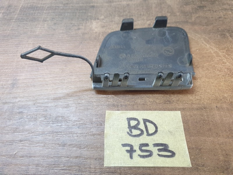 Original Used Mercedes-Benz GLA X156 Front Bumper Towing Eye Cover