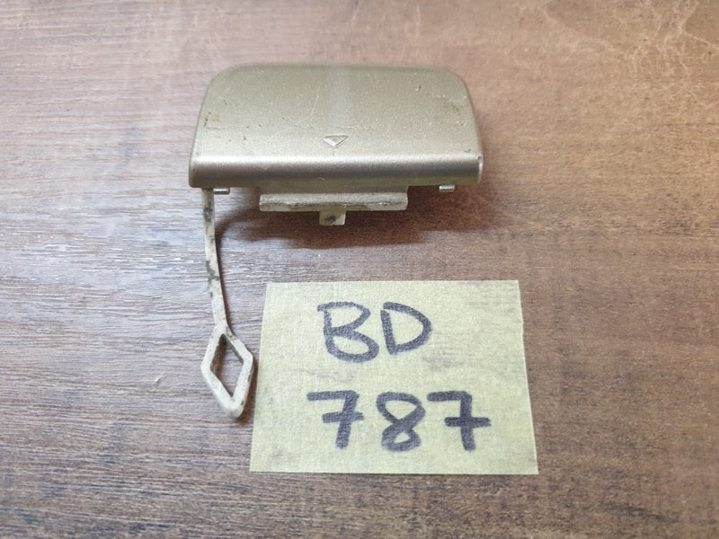 Original Used Mercedes-Benz A-Class W169 Front Bumper Towing Eye Cover