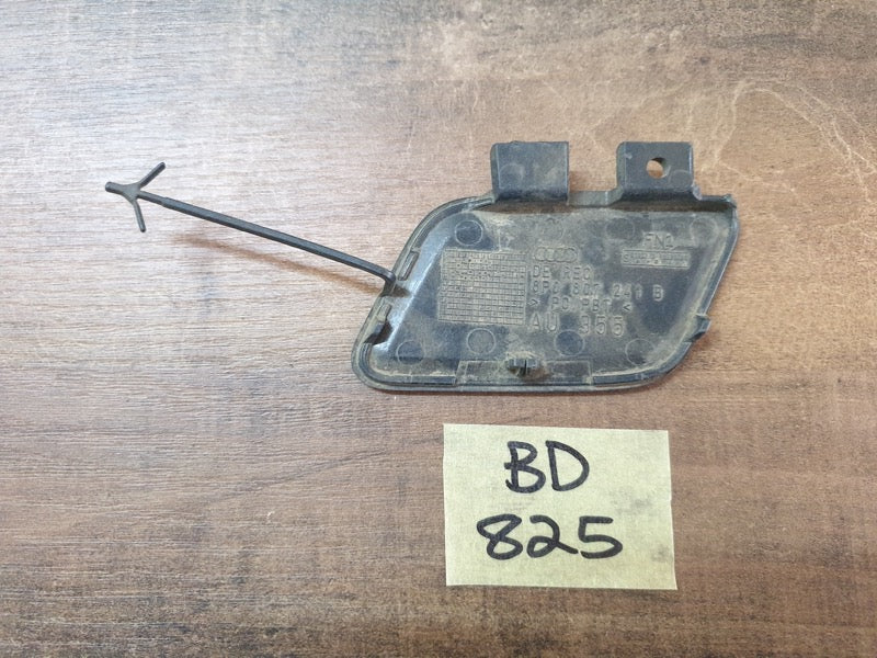Original Used Audi A3 8P Front Bumper Towing Eye Cover