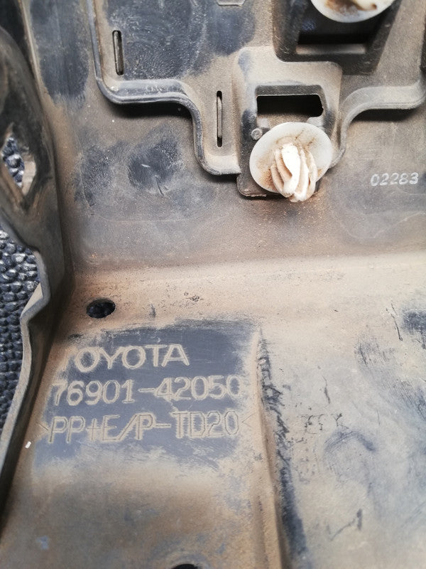 Original Used Toyota Rav4 2019 Right Front Lower Fender Moulding