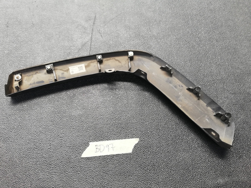 Original Used Toyota Rav4 2019 Right Front Fender Moulding