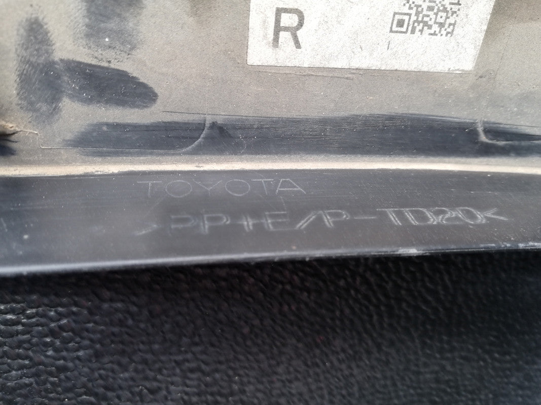 Original Used Toyota Rav4 2019 Right Front Fender Moulding