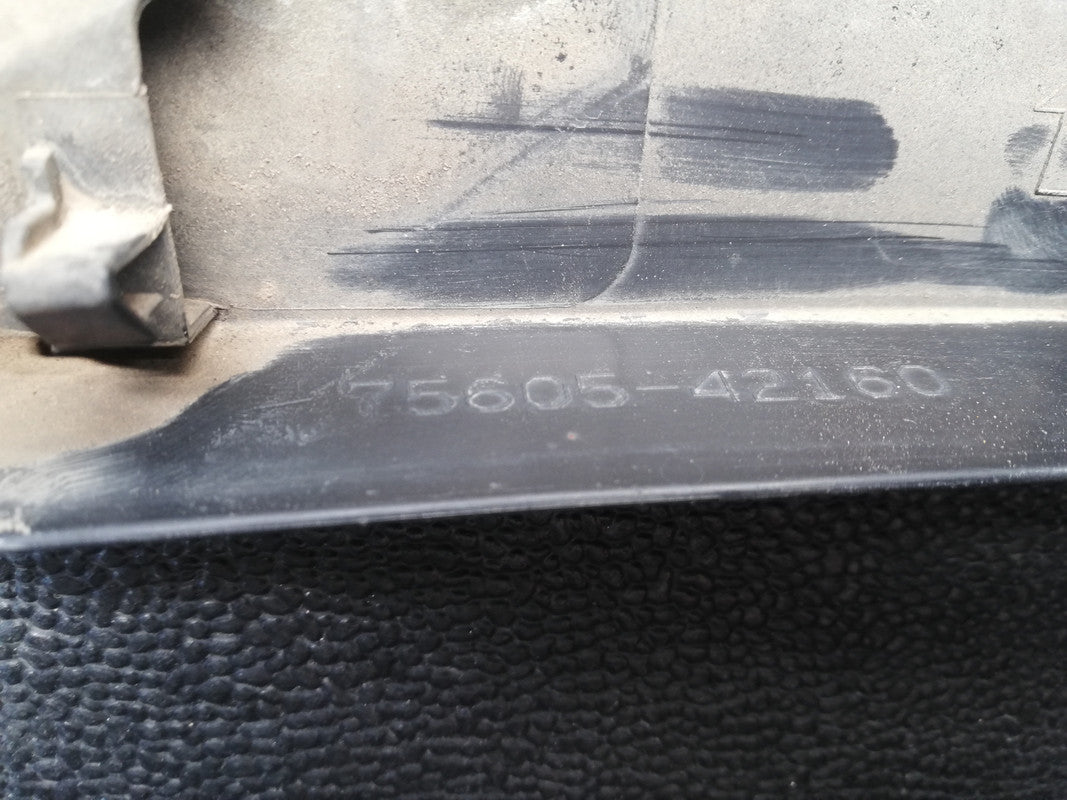 Original Used Toyota Rav4 2019 Right Front Fender Moulding