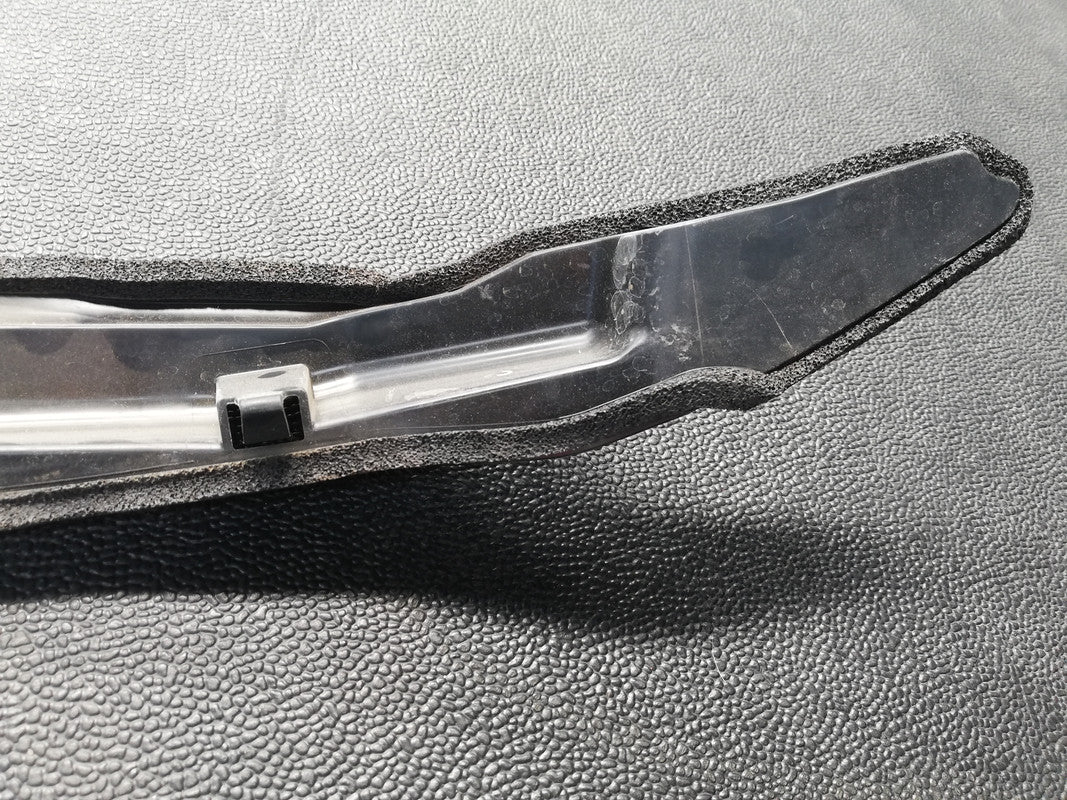 Original Used Toyota Rav4 2019 Right Front Fender Rear Beading