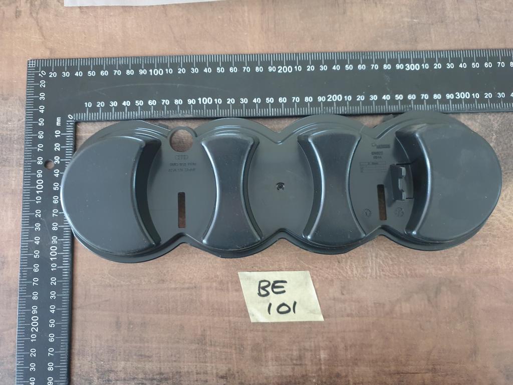 Audi Q7 Radiator Grille Badge Bracket