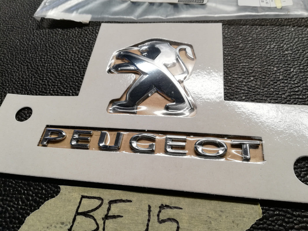 Original New Peugeot 108 Hatchback 2021 Tailgate Peugeot Emblem + "PEUGEOT"