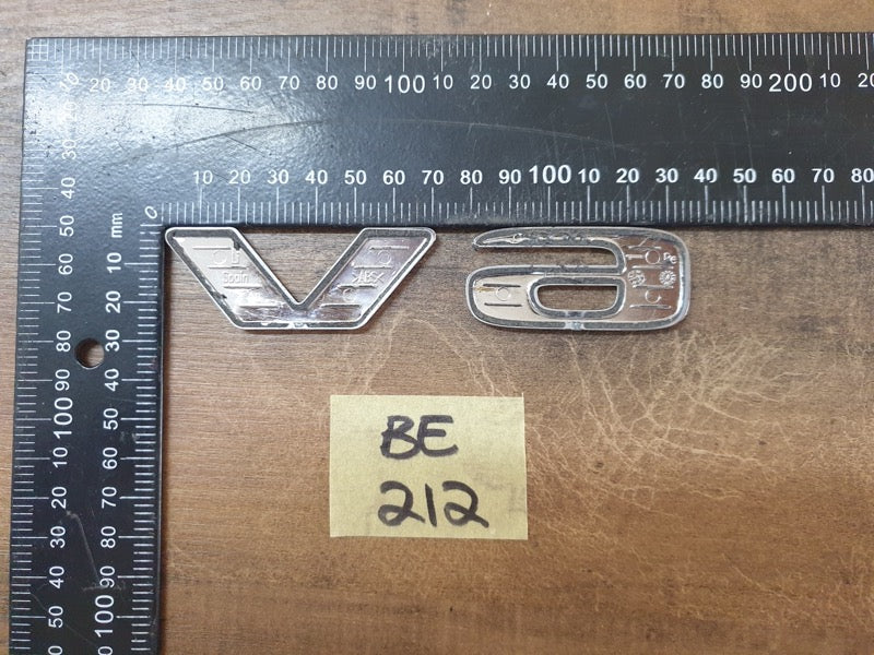 Original Used Mercedes-Benz X-Class W470 Fender 'V6' Badge