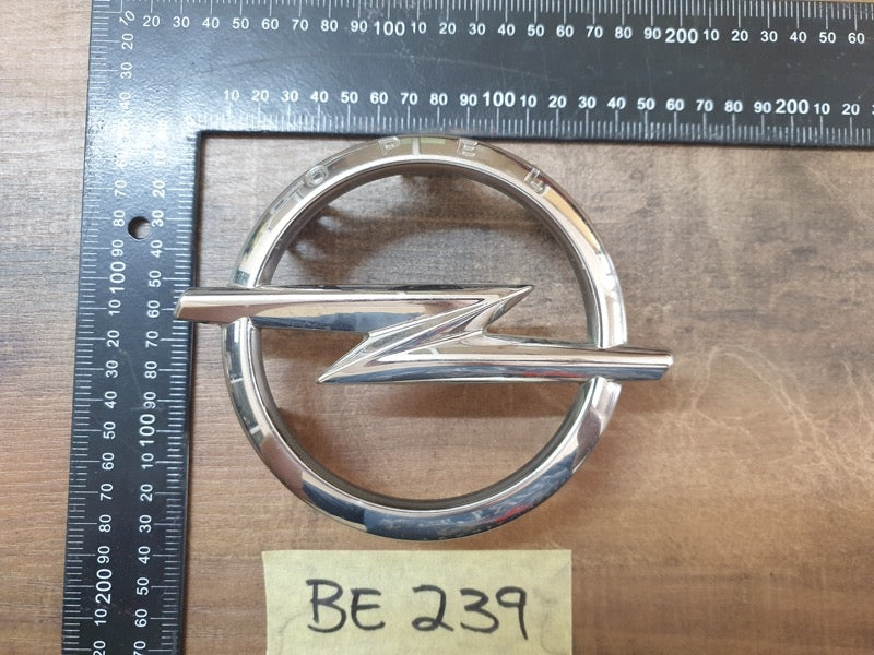 Original Used Opel Grandland X Radiator Grille Badge