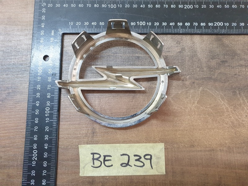Original Used Opel Grandland X Radiator Grille Badge