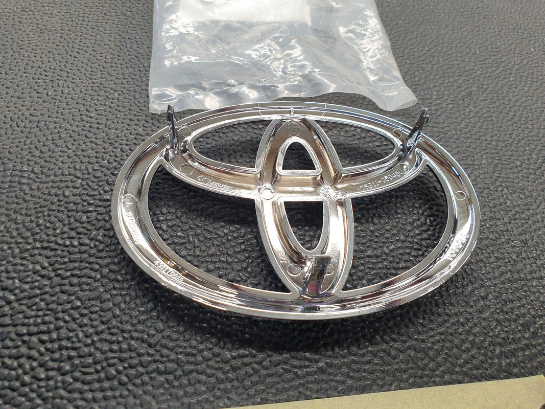 Toyota Corolla Quest Radiator Grille Badge
