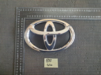 Toyota Hilux Toyota Logo - Radiator Grille Badge