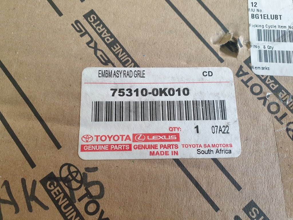 Toyota Hilux Toyota Logo - Radiator Grille Badge