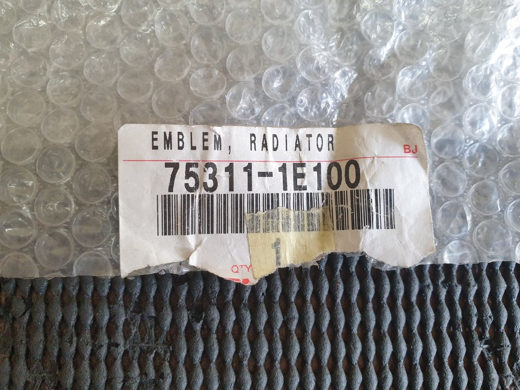 Original New Toyota Corolla Toyota Logo - Radiator Grille Badge