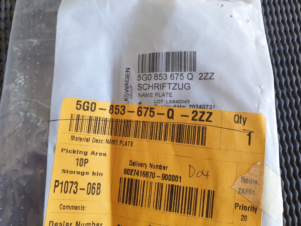 Volkswagen Golf VII GTI "GTI" - Boot Lid Badge