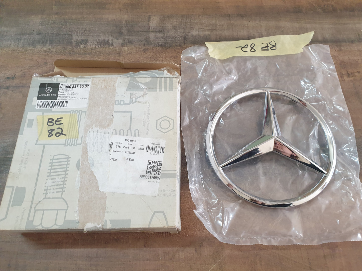 Original New Mercedes-Benz C-Class W205 Mercedes Star - Radiator Grille Badge