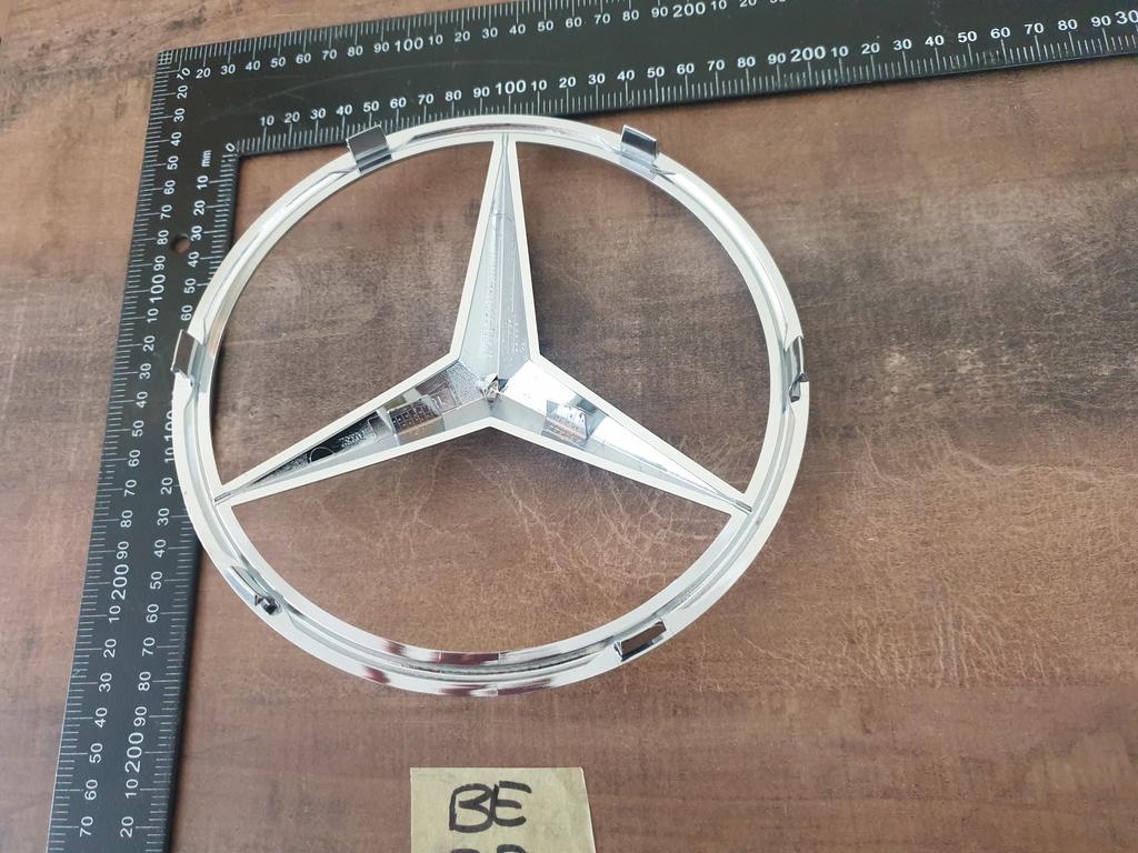 Mercedes-Benz C-Class W205 Mercedes Star - Radiator Grille Badge