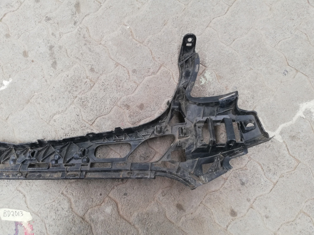 Mercedes-Benz GLC W253 250d 2018 Front Bumper Lower Support Bracket