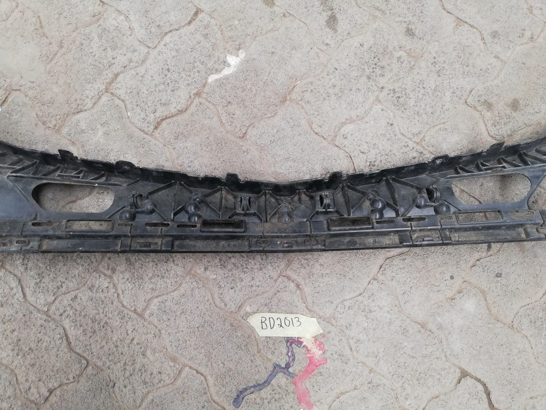 Mercedes-Benz GLC W253 250d 2018 Front Bumper Lower Support Bracket