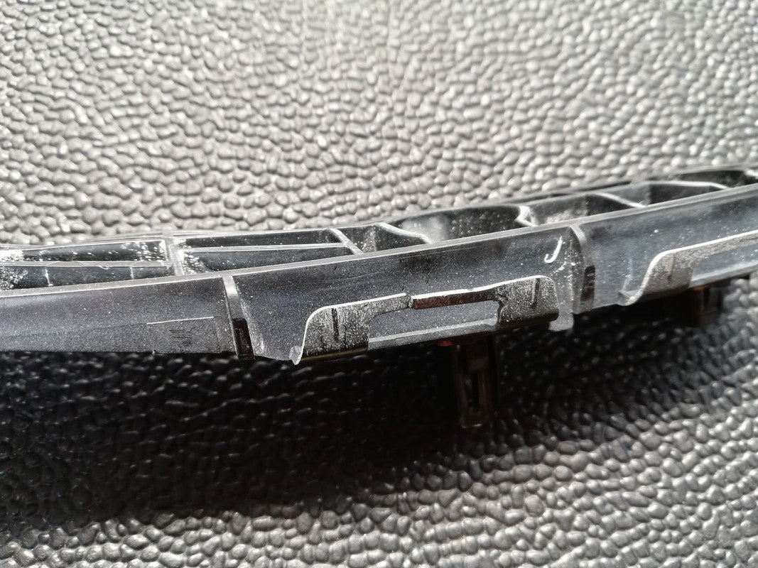 Original Used Toyota Etios Sprint, Mount 2017 Right Rear Upper Bumper Support Bracket