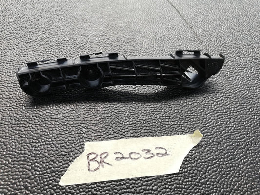 Original Used Toyota Etios Sprint, Mount 2017 Right Rear Upper Bumper Support Bracket
