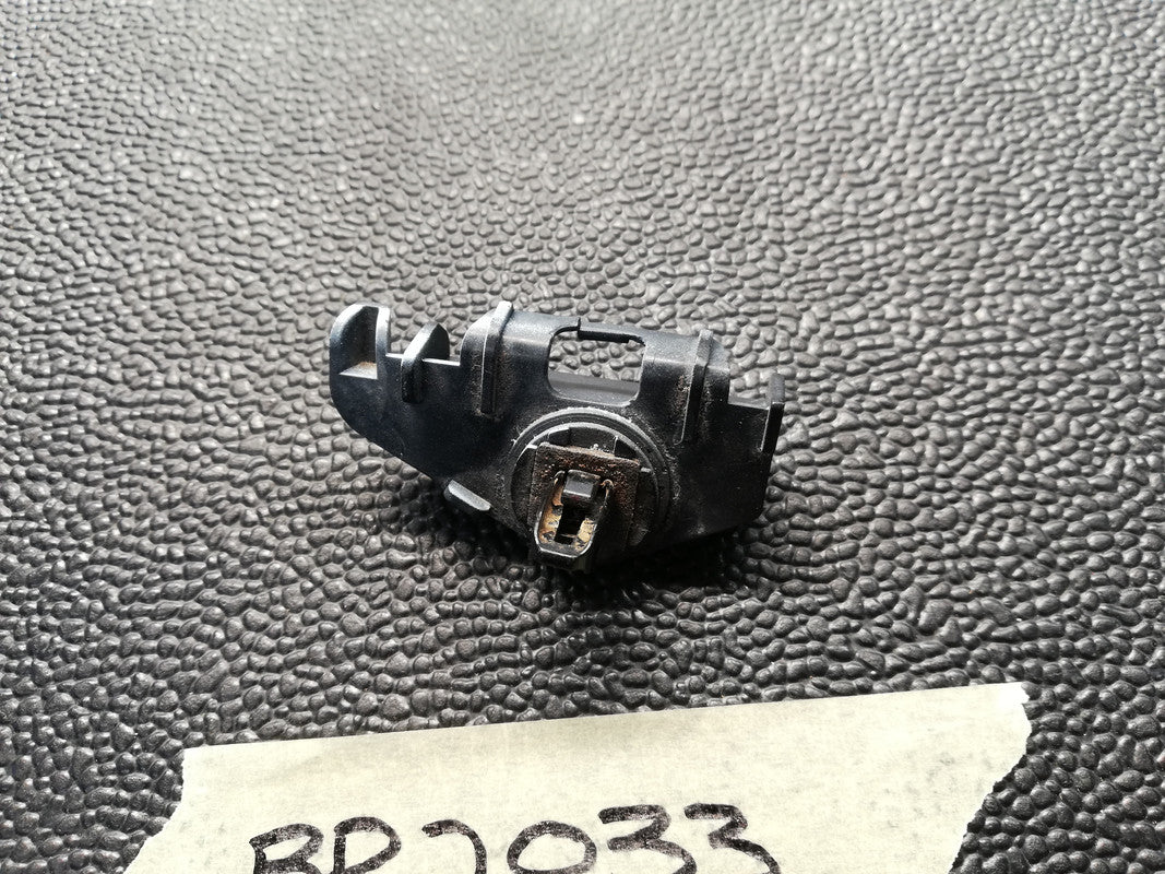 Original Used Toyota Etios Sprint, Mount 2017 Right Rear Bumper Support Bracket