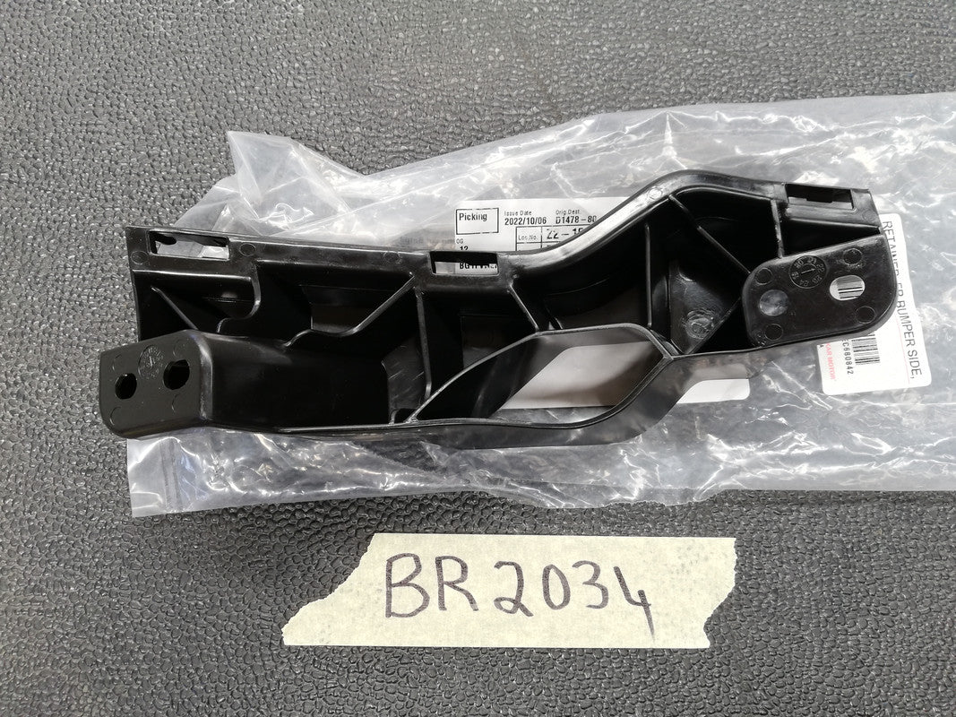 Original Used Toyota Rumion Base Model, Support, Slide 2023 Left Front Fender Bracket