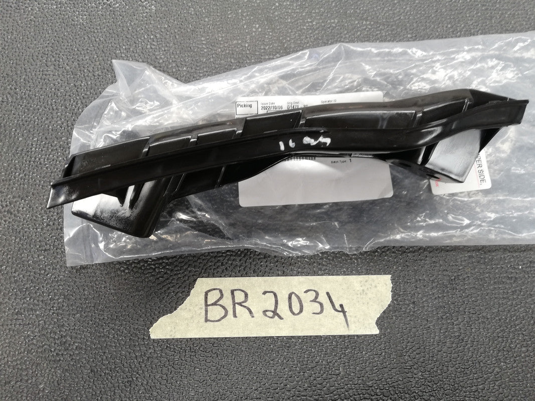 Original Used Toyota Rumion Base Model, Support, Slide 2023 Left Front Fender Bracket