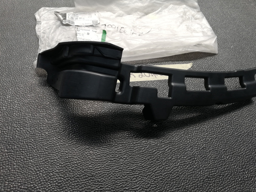 Mercedes-Benz GLA W156, 200 Hatch 2020 Right Front Bumper Bracket