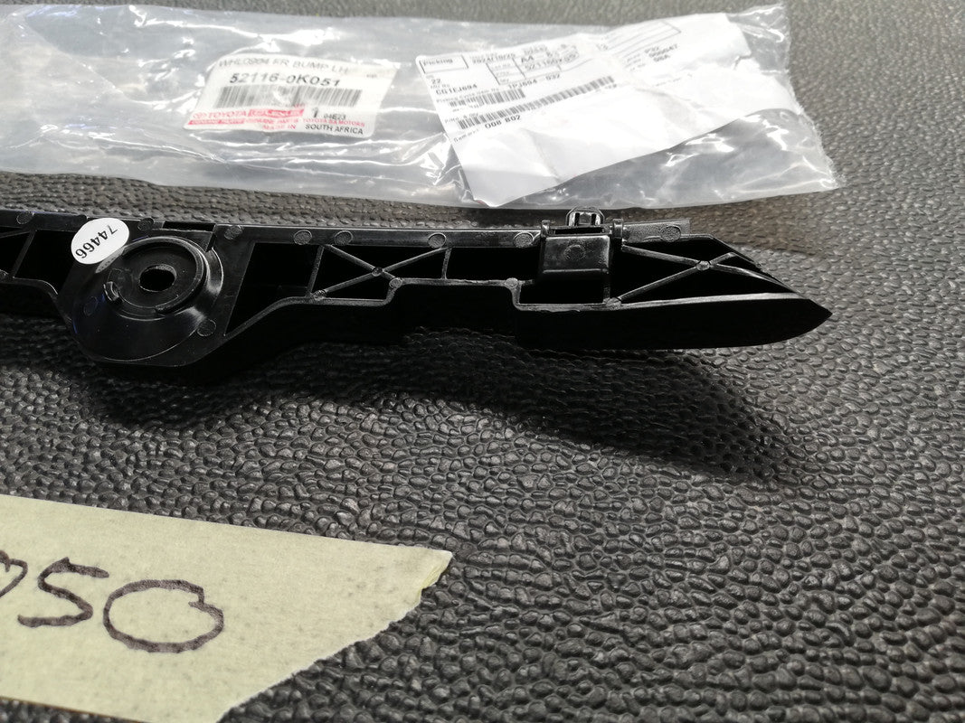 Toyota Hilux Raider, 2.7VVT-i 2007 Left Front Bumper Bracket