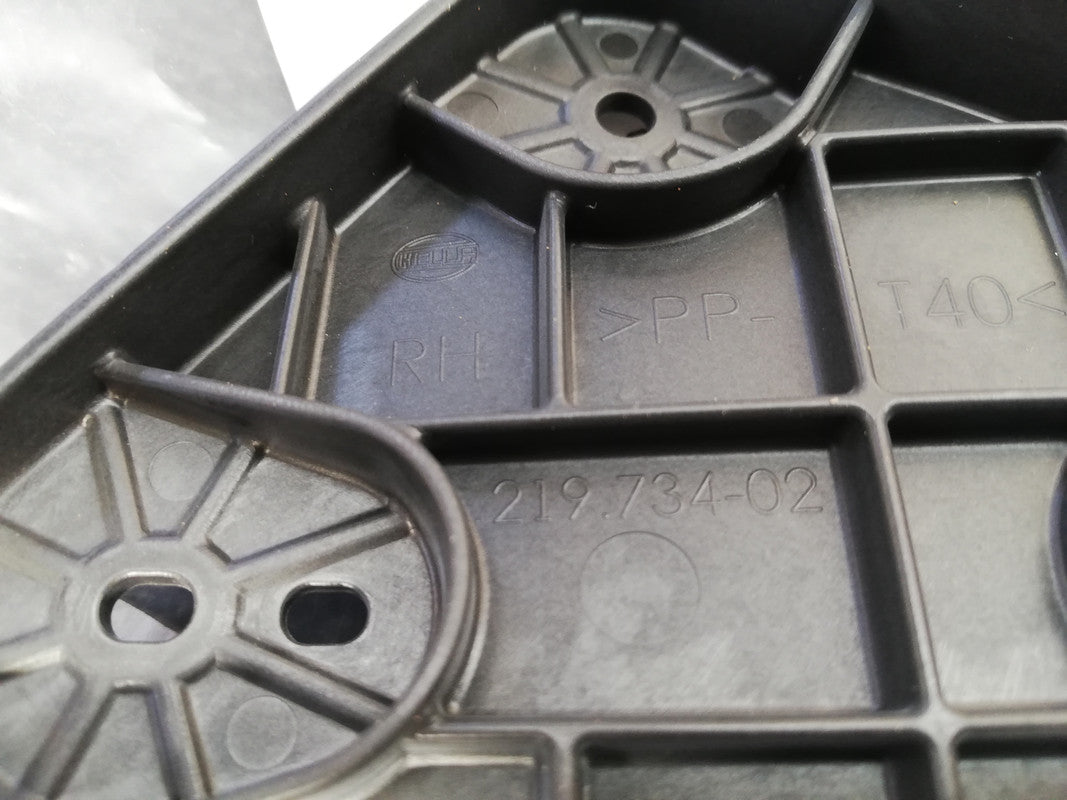 Mercedes-Benz X-Class W470, X 250 D 2019 Halter Bracket