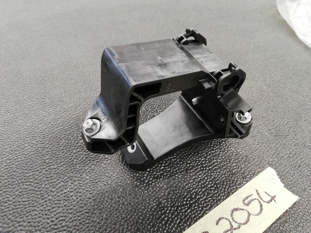 Mercedes-Benz C-Class W206, C180-C250/C200 2022 Right Lower Radiator Bracket