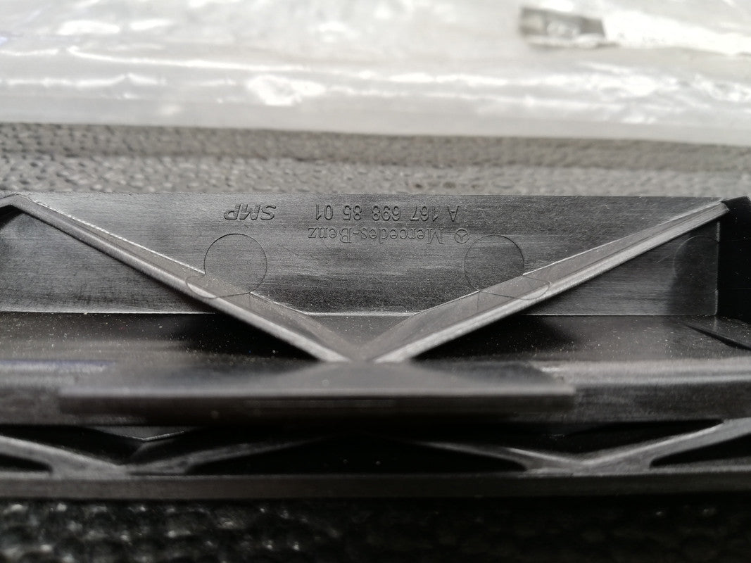 Mercedes-Benz GLE W167, GLS350 - GLS63 2021 Left Side Sill Cover Bracket