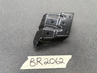Volkswagen Touareg Left Front Fender Bracket