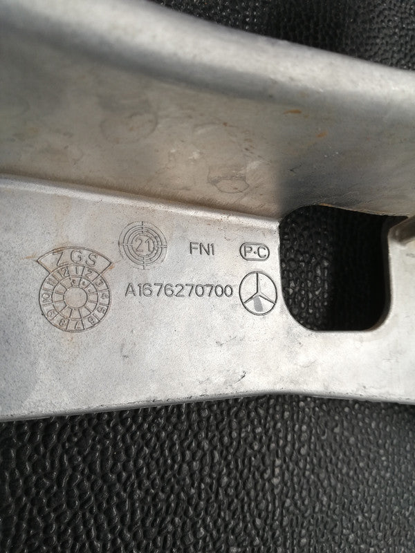 Mercedes-Benz GLE W167, AMG, GLS83 2023 Left Front Upper Slam Tray Panel Bracket