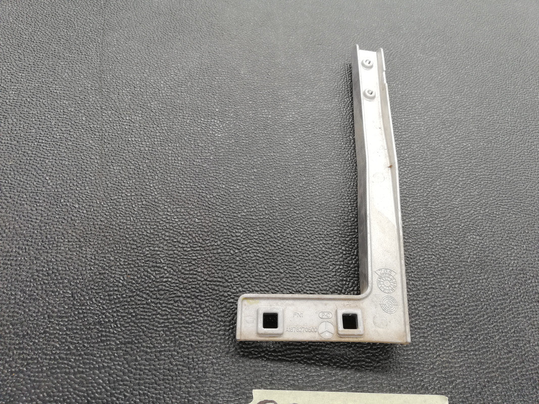 Mercedes-Benz GLE W167, AMG, GLS83 2023 Left Front Valance Lower Bracket Mount