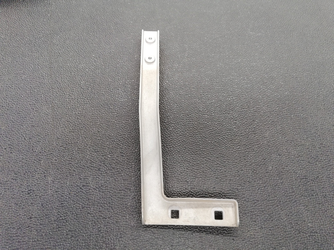 Mercedes-Benz GLE W167, AMG, GLS83 2023 Left Front Valance Lower Bracket Mount