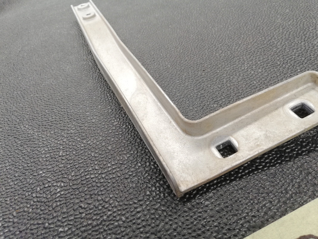 Mercedes-Benz GLE W167, AMG, GLS83 2023 Left Front Valance Lower Bracket Mount