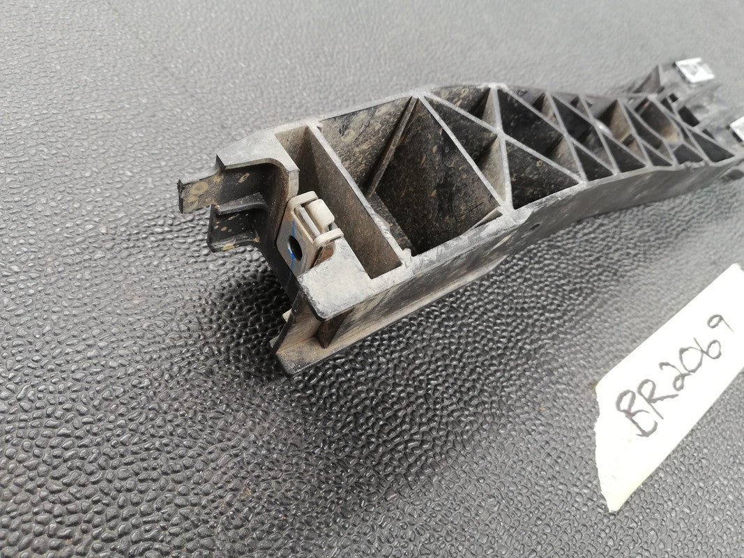 Mercedes-Benz GLE W167, AMG, GLS83 2023 Left Headlight Support Bracket