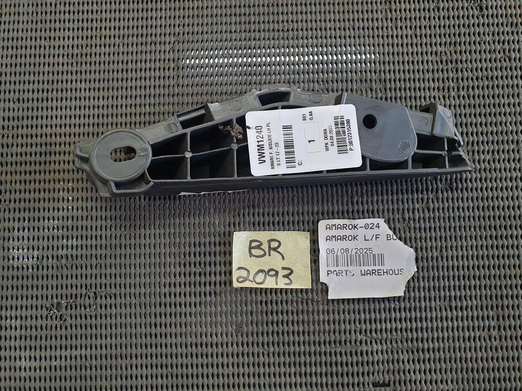 Volkswagen Aftermarket Amarok Left Front Bumper Slide