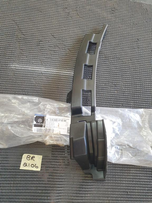 Mercedes-Benz GLA W156 Left Front Bumper Bracket