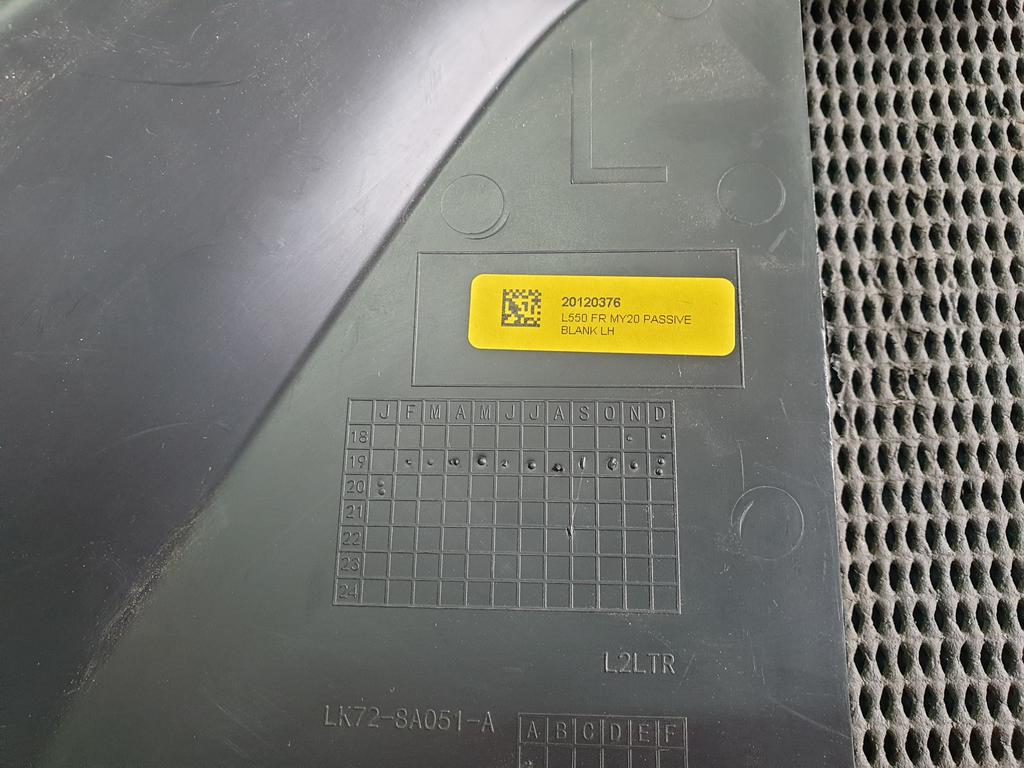 Land Rover Discovery Sport Left Front Bumper Mounting Bracket