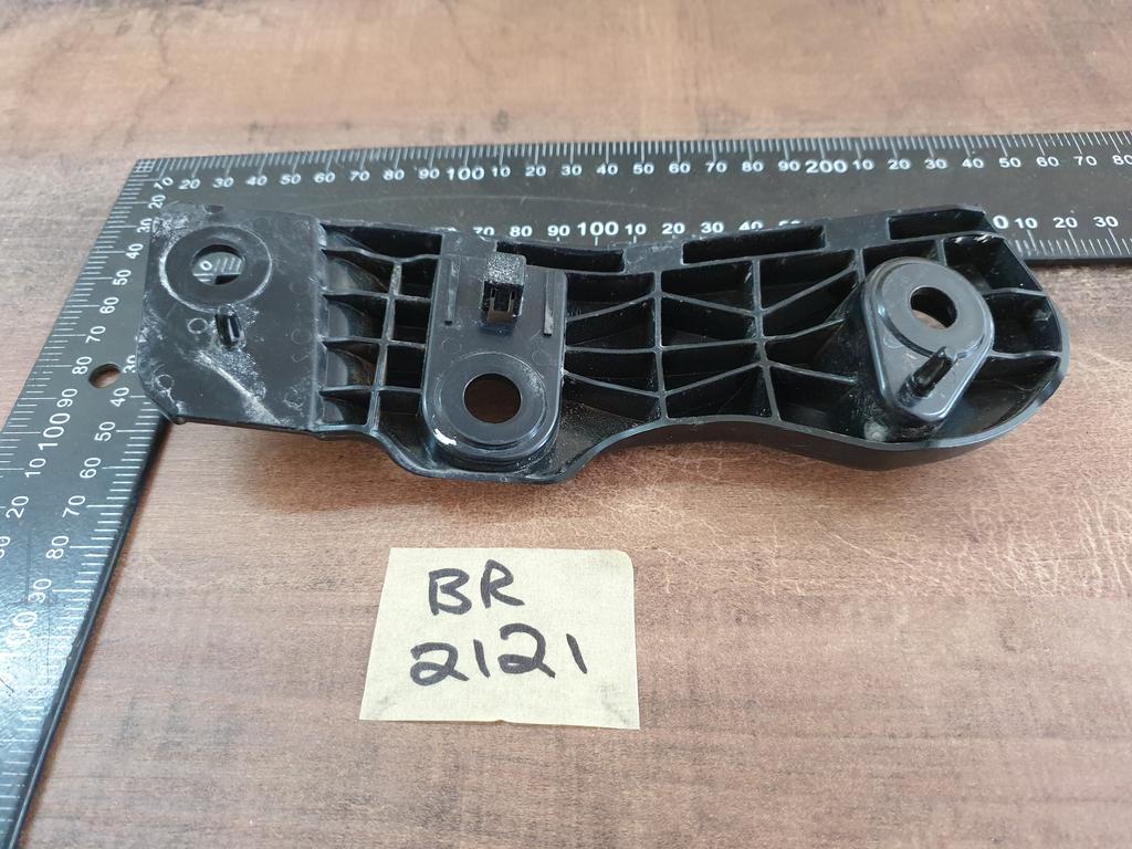 Mazda CX-5 Left Front Bumper Bracket